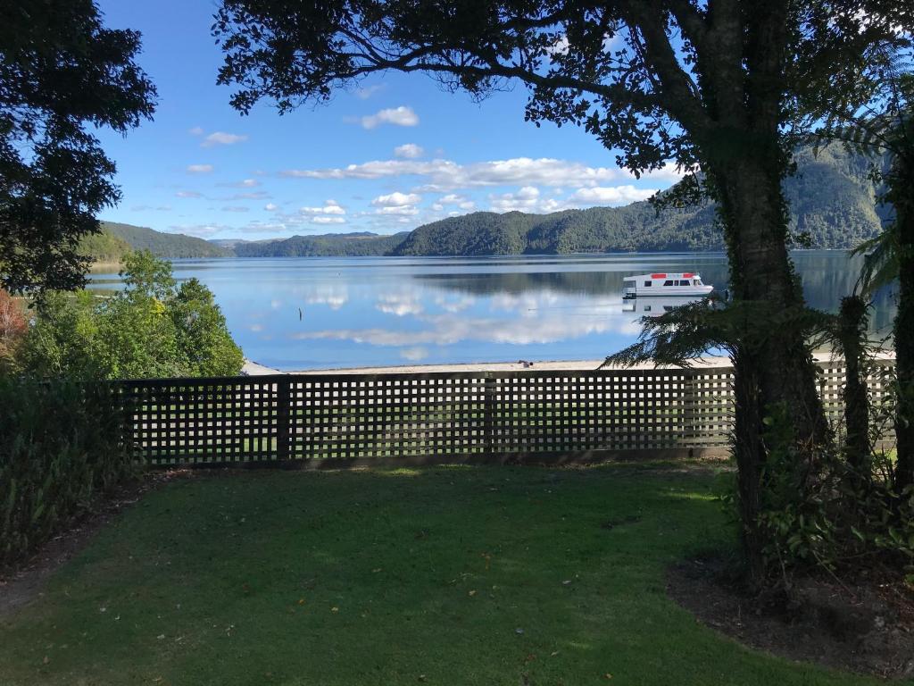 Lakes Lodge Okataina - Resim 9