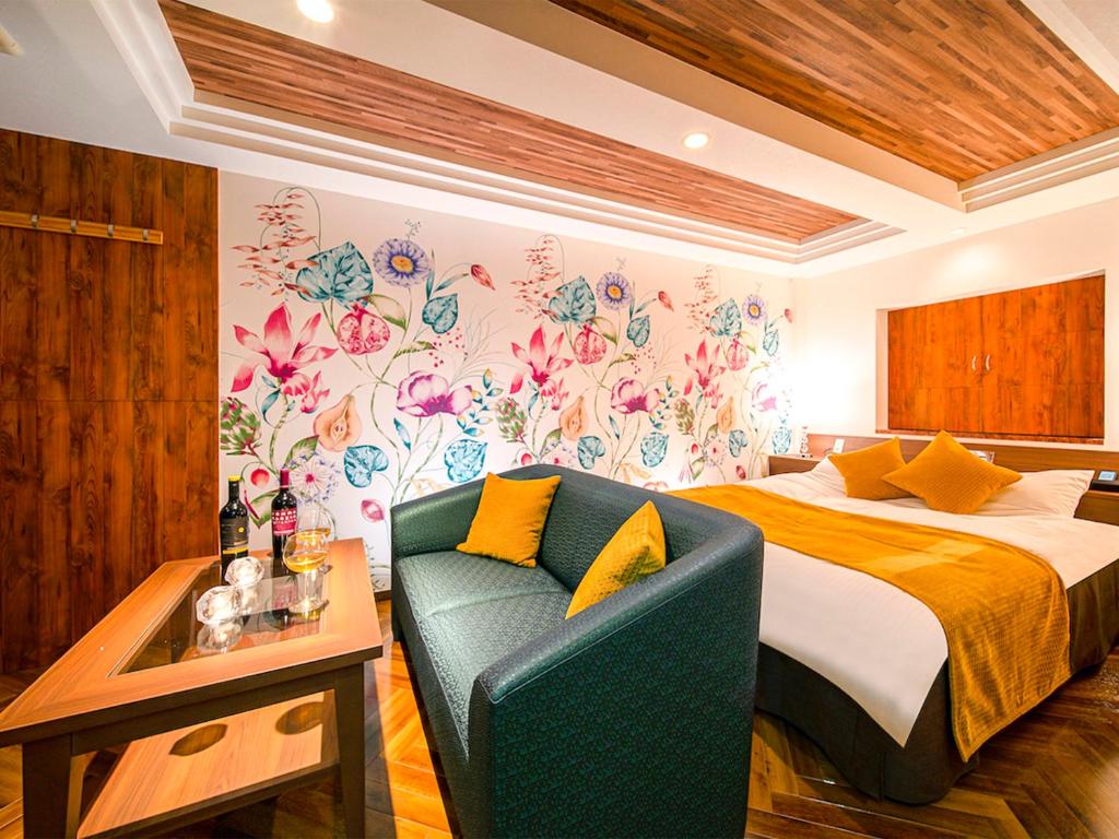 Postel nebo postele na pokoji v ubytování Hotel GT Kansai International Airport (Adult Only)