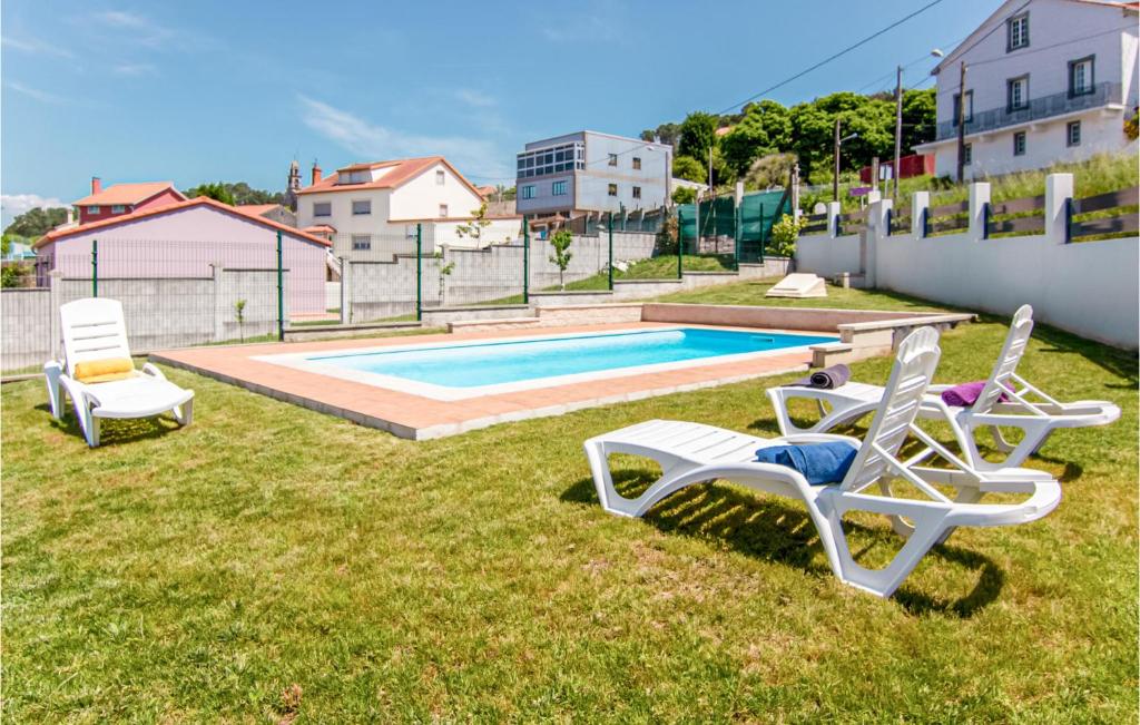 The swimming pool at or close to Awesome Home In Noia With Wifi