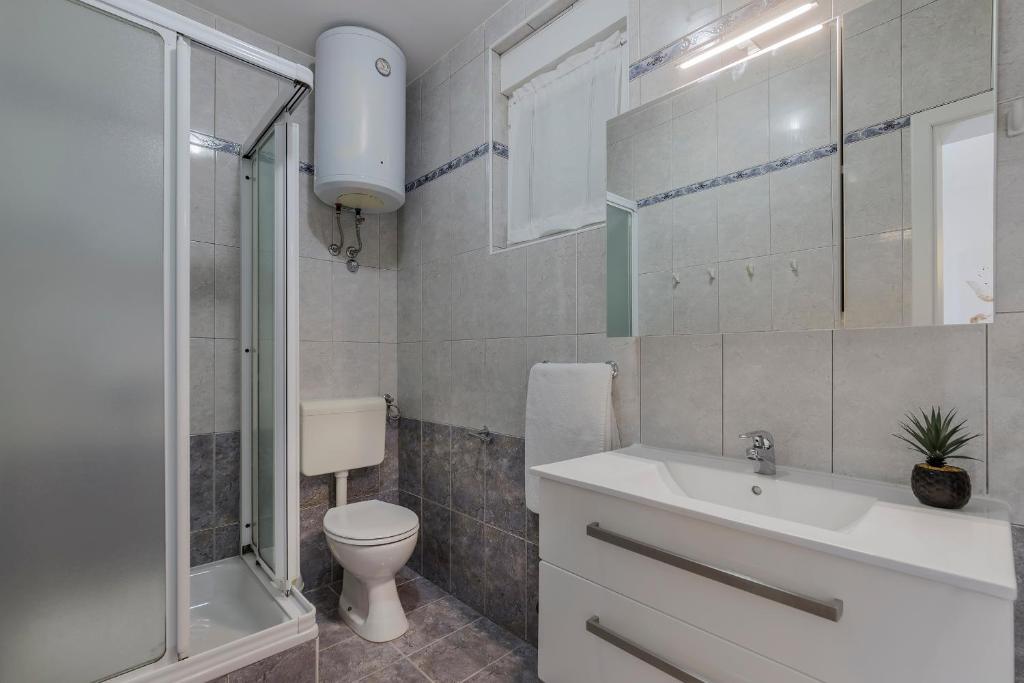 Kúpeľňa v ubytovaní Apartment Zulijani A4