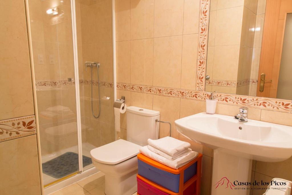 Koupelna v ubytování Apartamento el Peral A