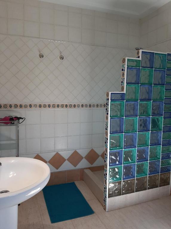 Kúpeľňa v ubytovaní La Capilla (casa destinada solo a familias)