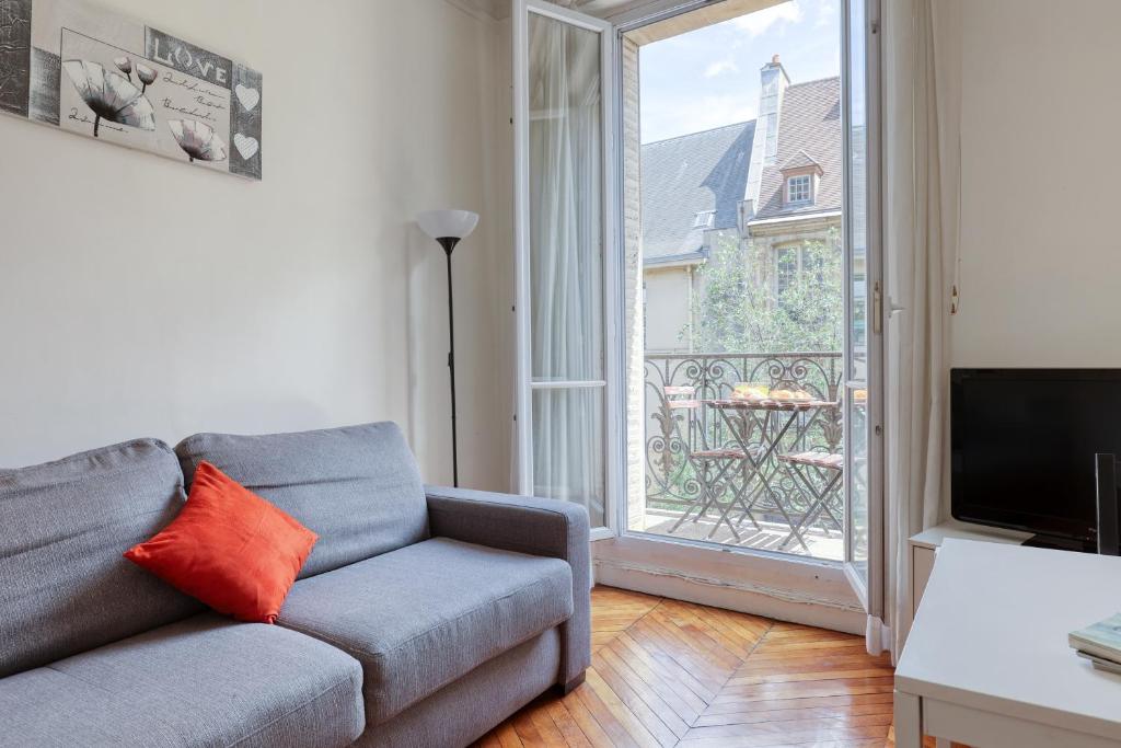 Posedenie v ubytovaní Cosy Parisian 1Bdr Flat - Prime Location le Marais