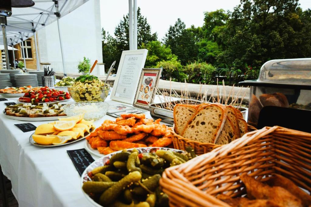 Hotel Rous - Resim 24