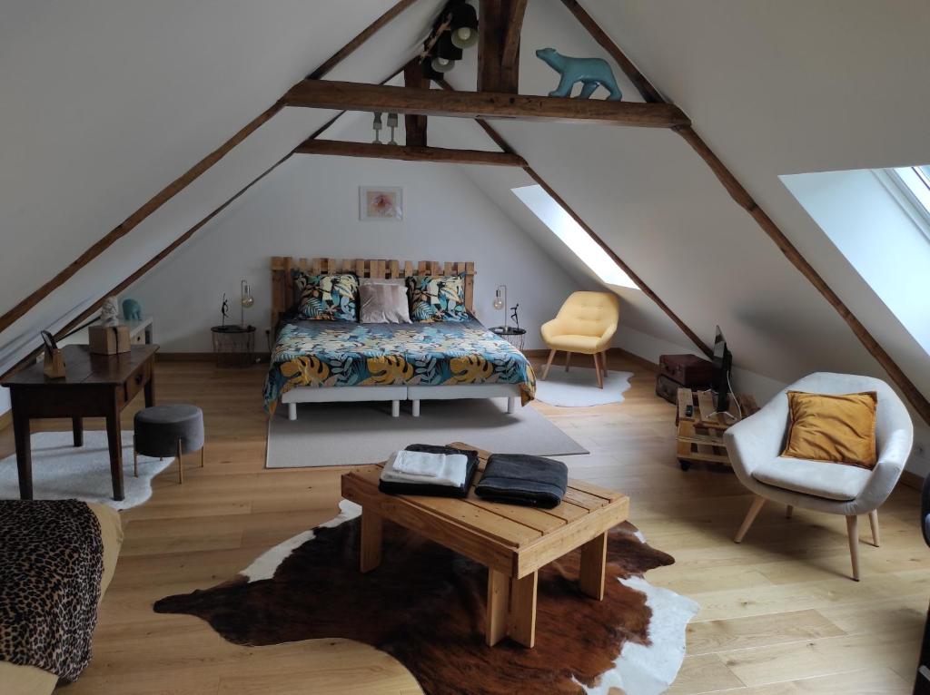 Aux Trois Palmiers - Sala Familiar Con Baño Privado