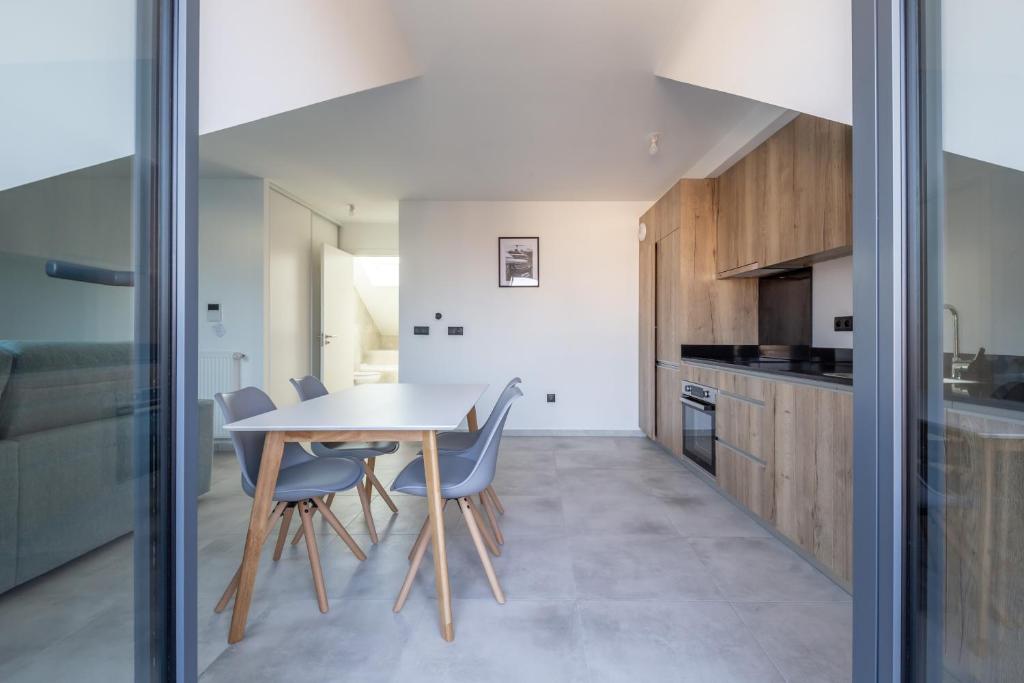 Liberation - Appartement D'une Chambre