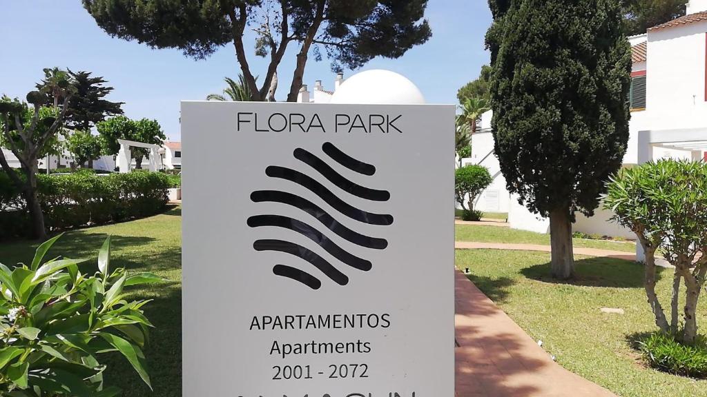 Aparthotel FLORA PARK & AQUAROCK, Cala n Bosch – Bijgewerkte ...