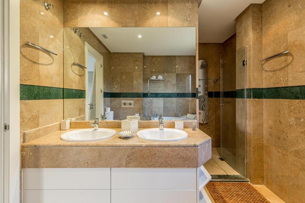 Koupelna v ubytování Penthouse Rental Puerto Banus