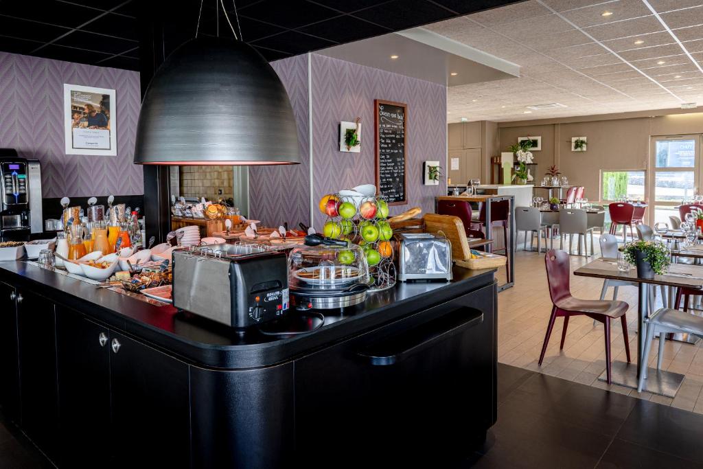 Campanile Dijon Nord - Toison D'or - Resim 16