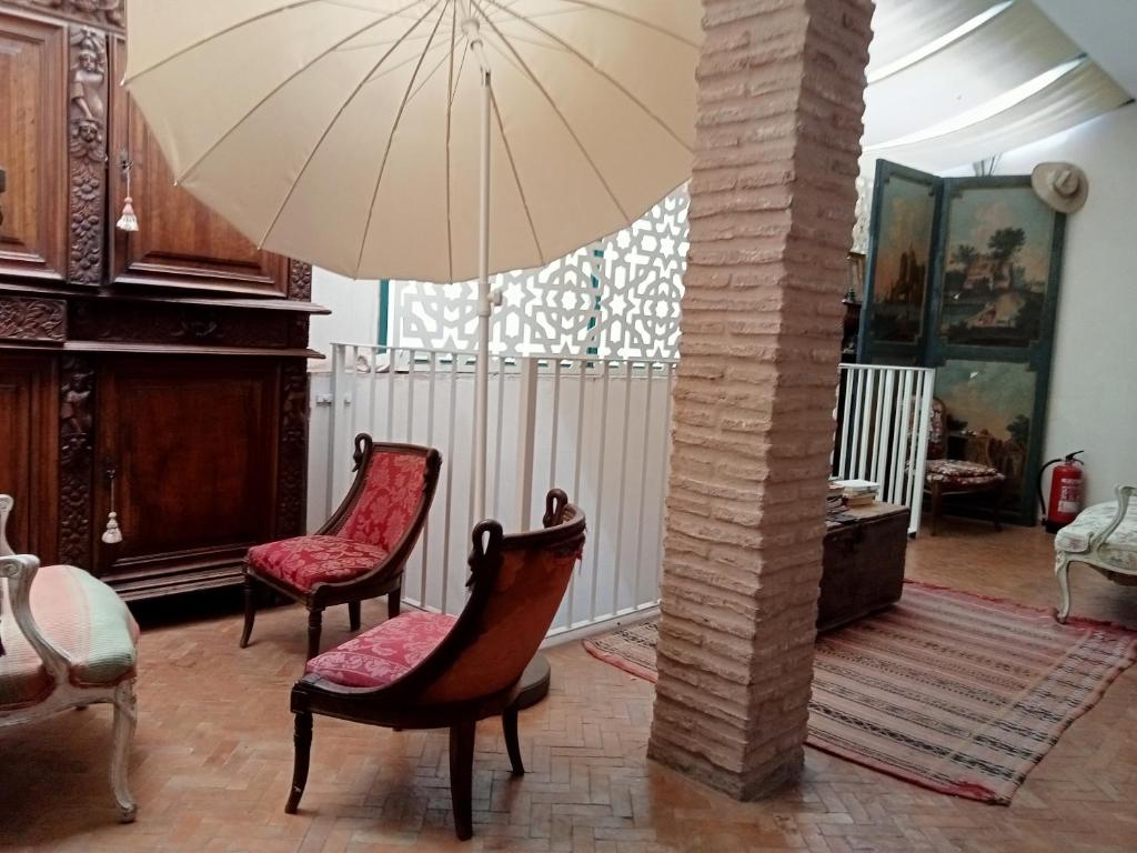 Posedenie v ubytovaní Hostal Casa Del Buen Viaje