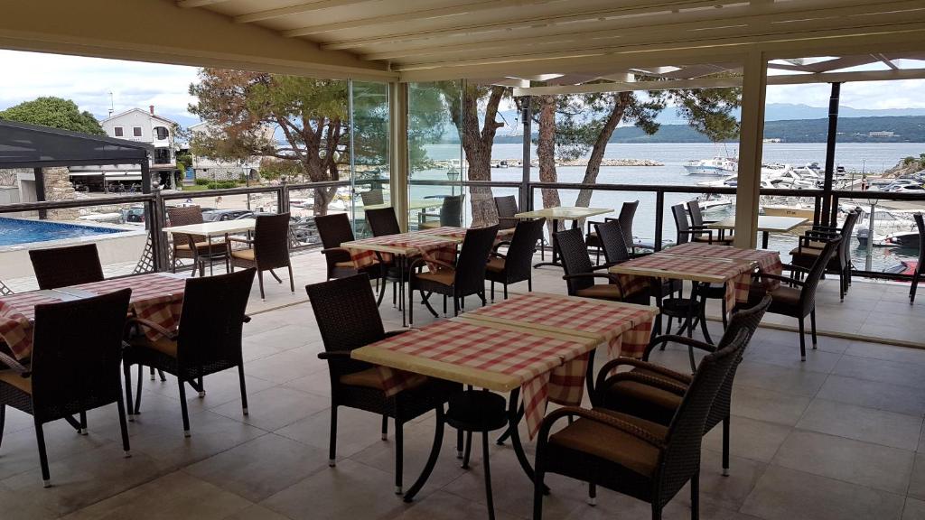 Restaurace v ubytování Villa Vista 1