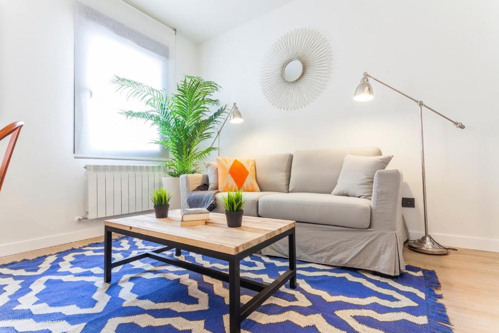 Bravo en Madrid - One-Bedroom Apartment X