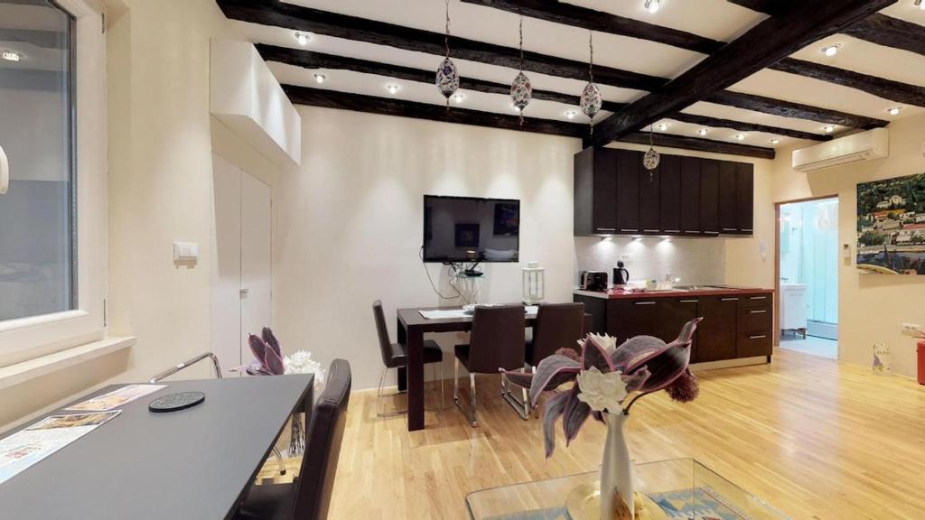 Diocletian Studio Apartments - 13