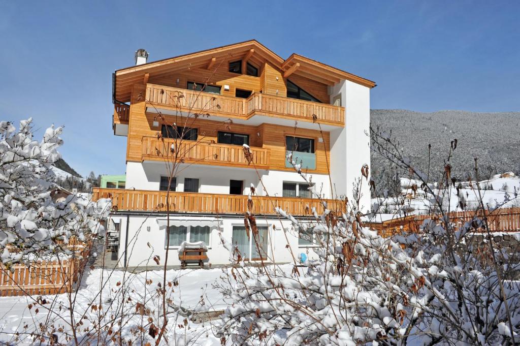 Nespecifikovaný výhled na hory nebo výhled na hory při pohledu z apartmánu