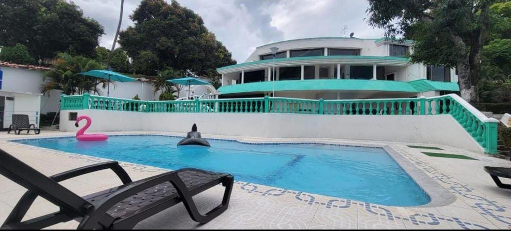 Πισίνα στο ή κοντά στο Quinta LF en Melgar