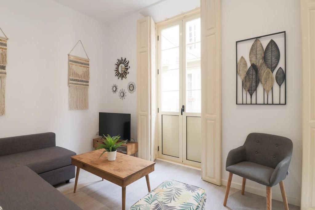 A seating area at C93 - Trendy Two Bedrooms in Ollerias