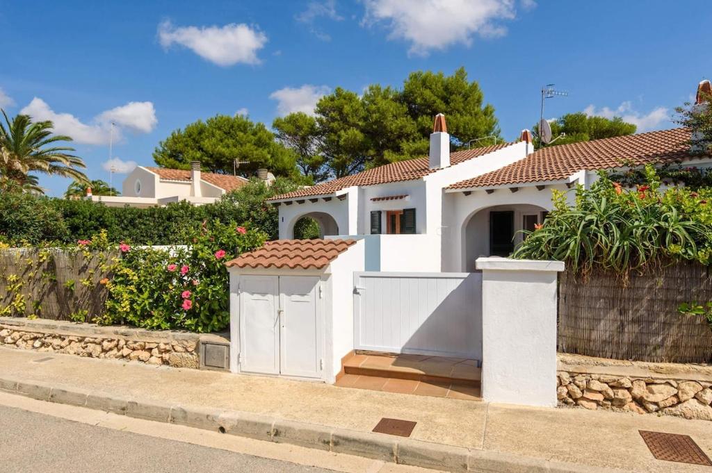 Arena 2 bedroom villa, Cala Blanca, Cala Blanca – Updated ...