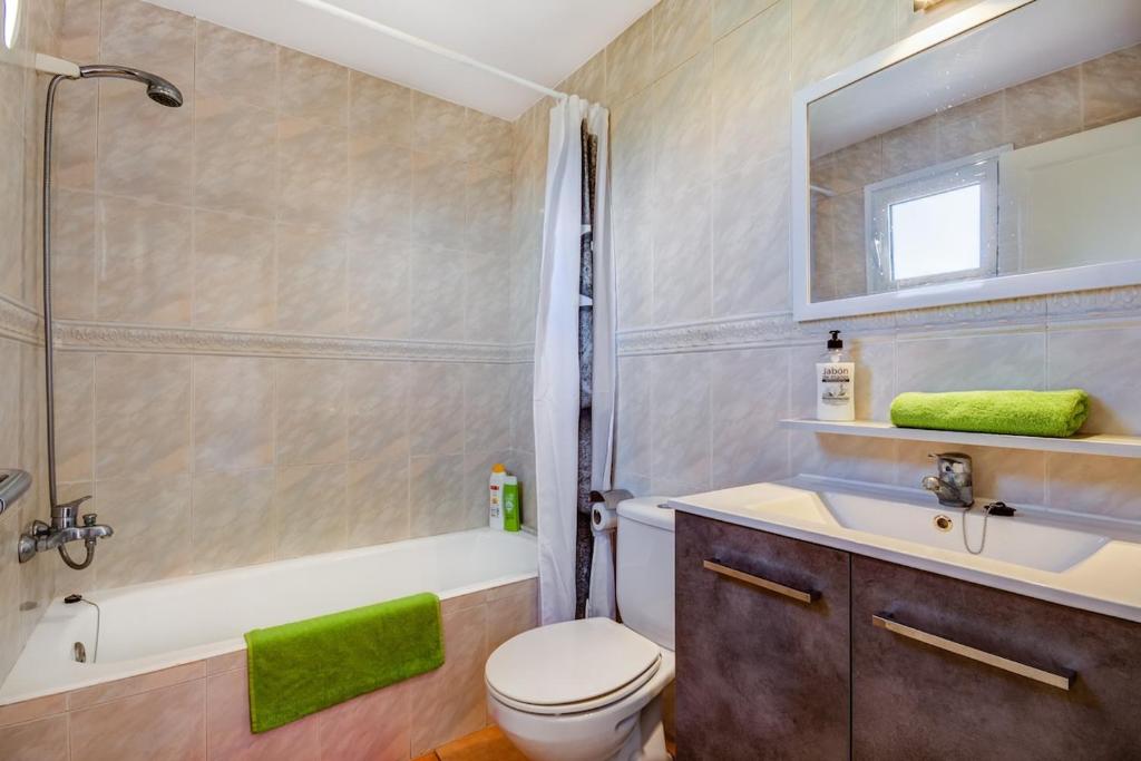 Villa Fiesta, Cala en Blanes – Updated 2023 Prices