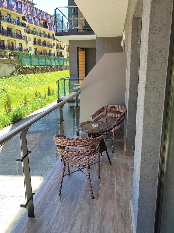 Balkón nebo terasa v ubytování Krystal Resort Apartment A108