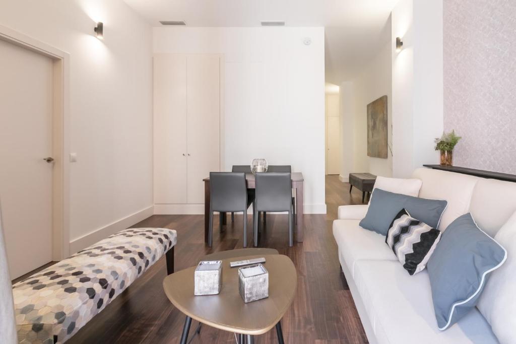 سوئیت های لوکس گرین-آپارتمان Sierpes - Green-Apartments Sierpes Luxury Suites، سوئیت های لوکس گرین-آپارتمان Sierpes