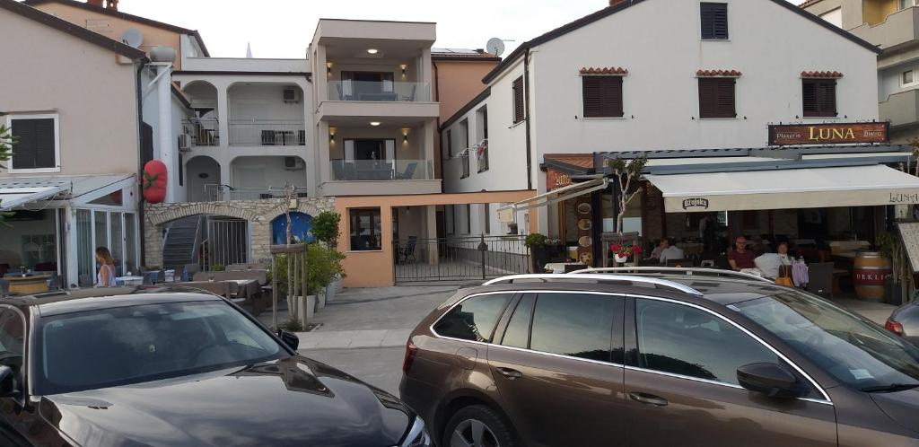 Budova, v ktorej sa apartmán nachádza