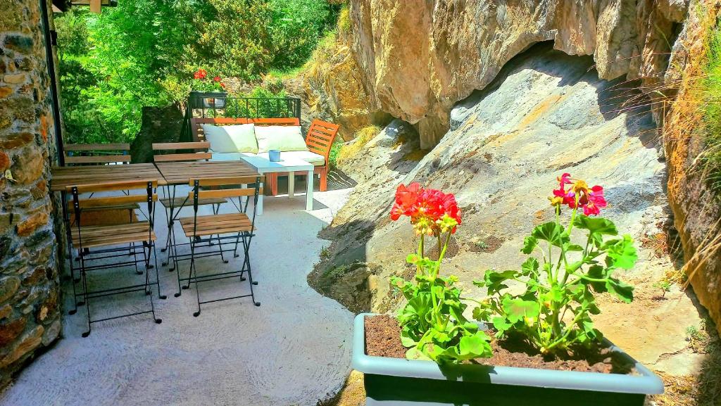 Fotografie z fotogalerie ubytování Casa amb molt encant i tranquilitat. v destinaci Ansalonga