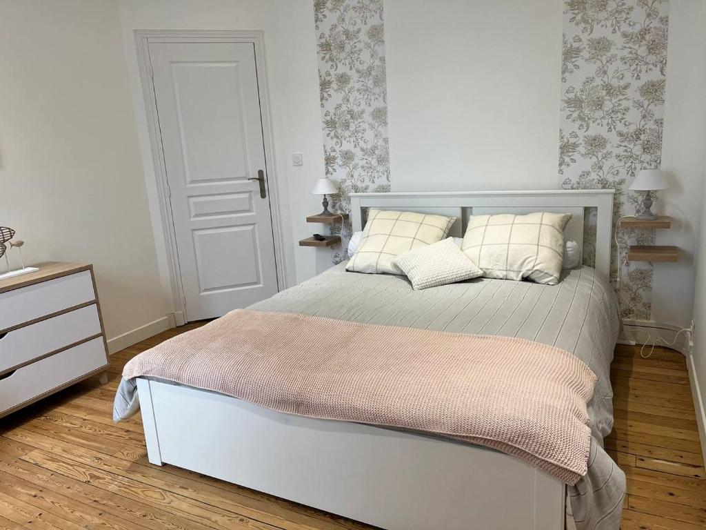 Posteľ alebo postele v izbe v ubytovaní Superbe appartement proche port Guillaume