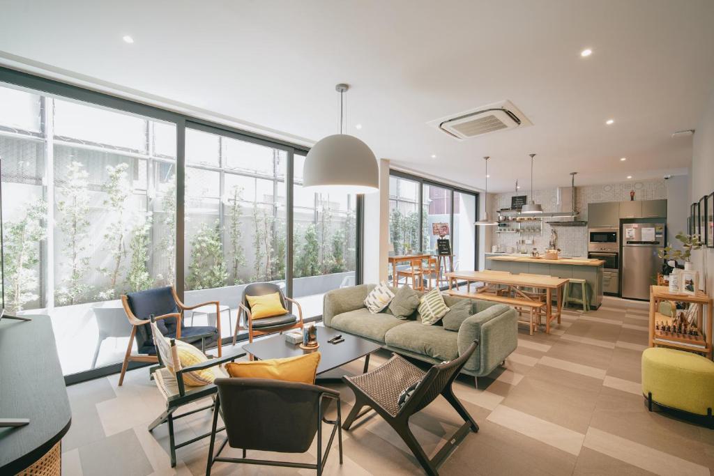 Kuchyň nebo kuchyňský kout v ubytování humble abode Bangkok Vacation Home