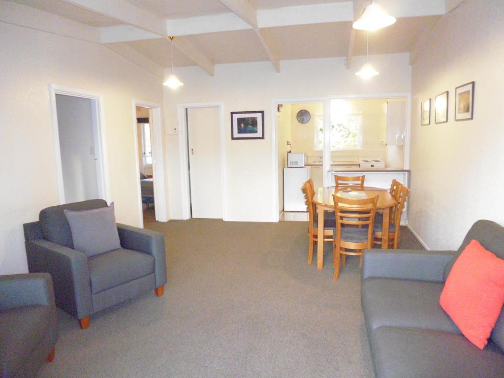 Spa Lodge Motel - Resim 34