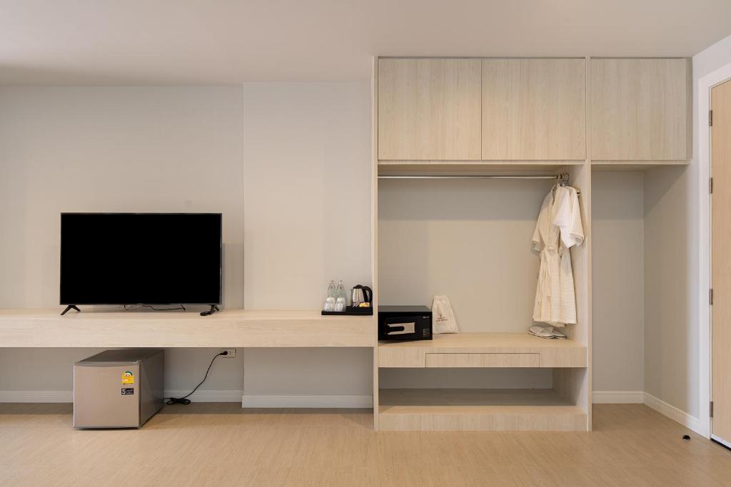 The Pride Hotel Phitsanulok - Deluxe Double Room