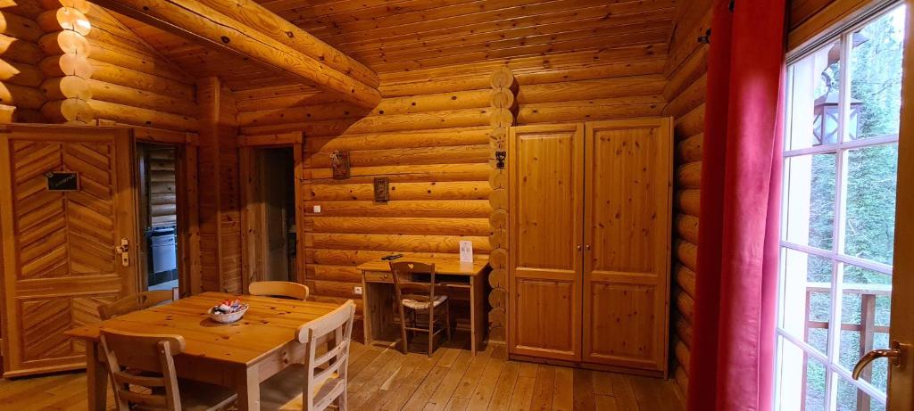 Hôtel Résidence Le Pin Sylvestre Amnéville les Thermes - Appartement Met 1 Slaapkamer, Balkon En Sauna