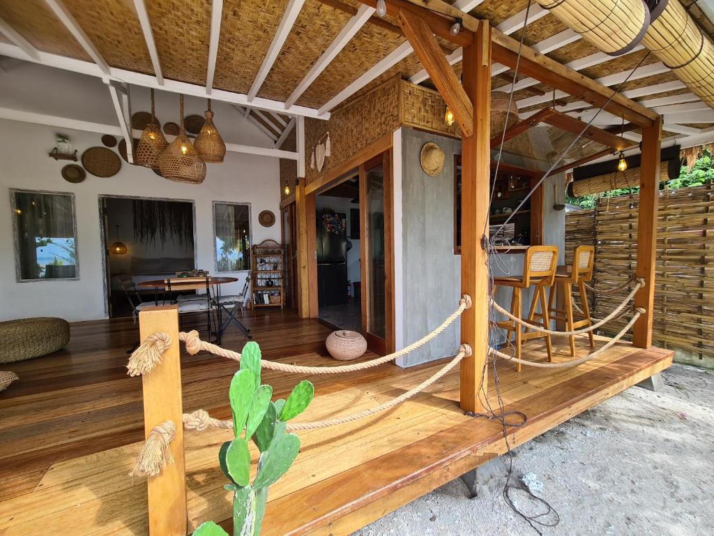 The Beach Shack, Gili Islands – Updated 2023 Prices