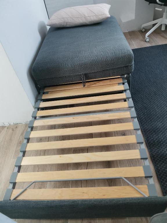 Tempat tidur dalam kamar di Divčibare Planinski mir A19