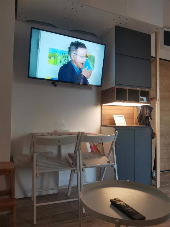 Televisi dan/atau pusat hiburan di Divčibare Planinski mir A19