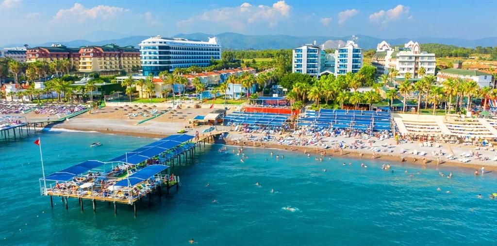 Άποψη από ψηλά του Concordia Celes Beach Hotel - Ultra All Inclusive