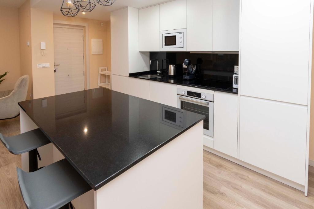 Espectacular piso en casco histórico-plaza Don Gutierre - 3