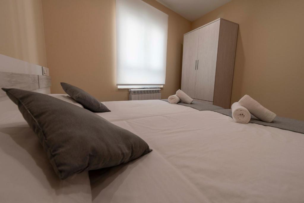 Espectacular piso en casco histórico-plaza Don Gutierre - 5