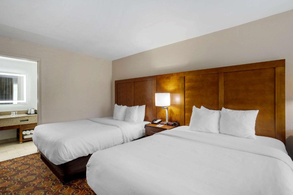 Voodi või voodid majutusasutuse Comfort Inn Downtown Nashville - Music City Center toas