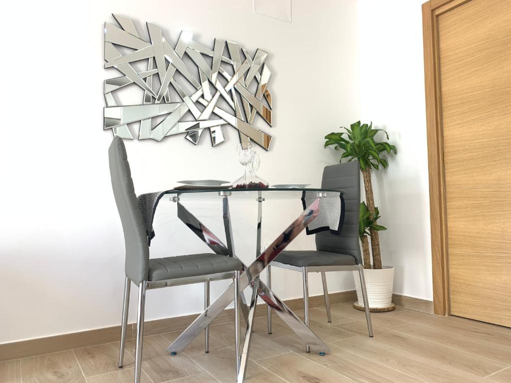 Kép A Estrenar Preciosa Suite-Céntrico-Con Jardín y Porche szállásáról Torremolinosban a galériában