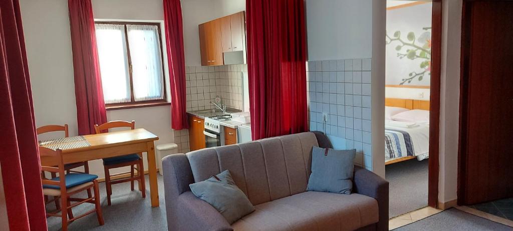 Fotografie z fotogalerie ubytování house anna v destinaci Rastovača