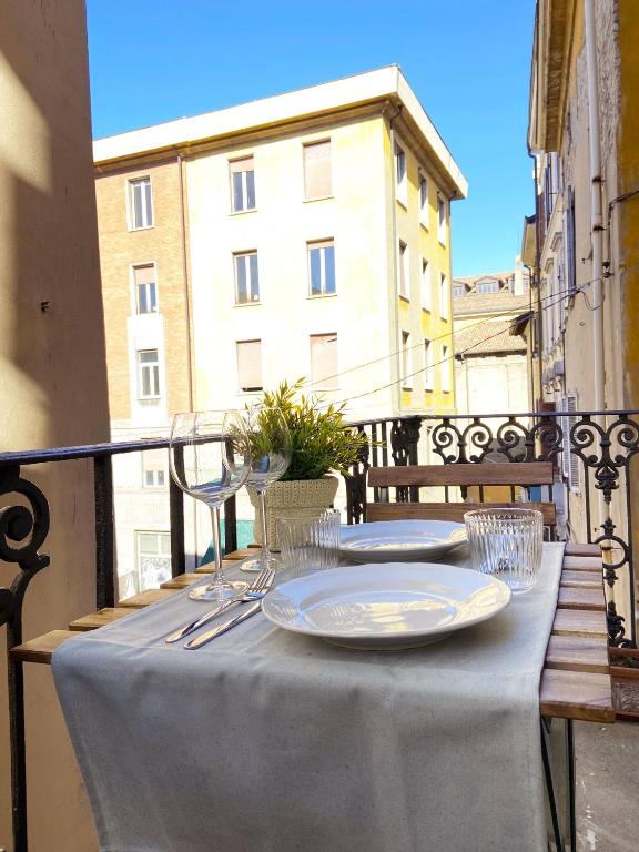 A balcony or terrace at Wild Apartment