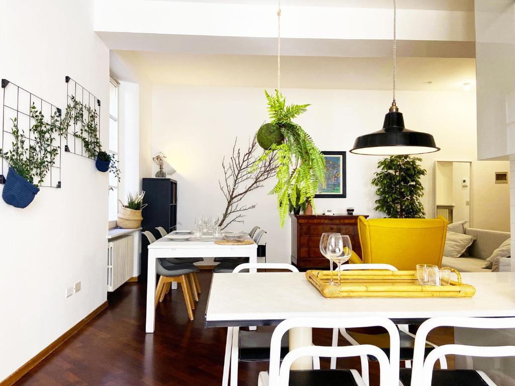 A kitchen or kitchenette at Wild Apartment