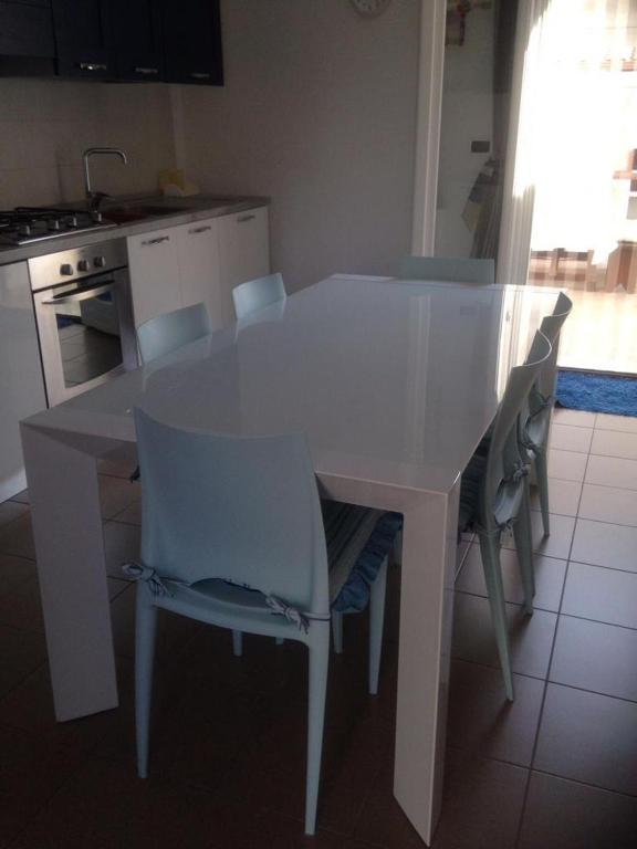 Kuchyň nebo kuchyňský kout v ubytování VILLA GIUSY