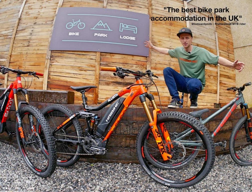 ขี่จักรยานที่ Bike Park Lodge #2 หรือบริเวณรอบ ๆ