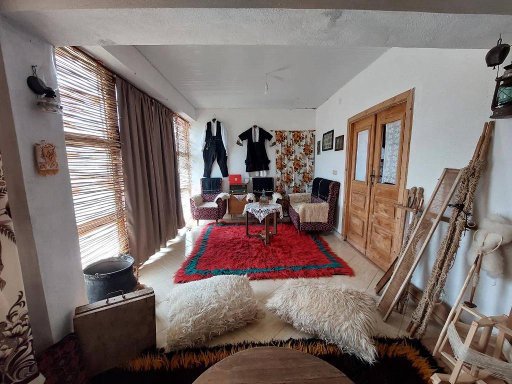 Posezení v ubytování Prespa`s Balcony Guesthouse