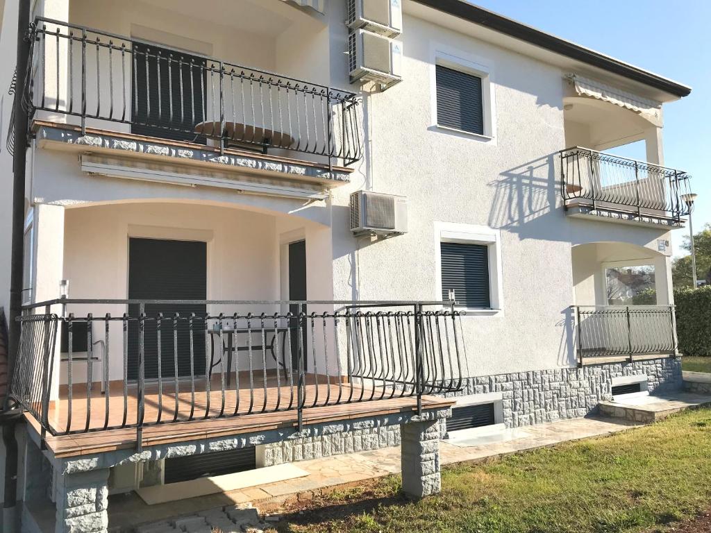 Balkón nebo terasa v ubytování Guesthouse Pejo