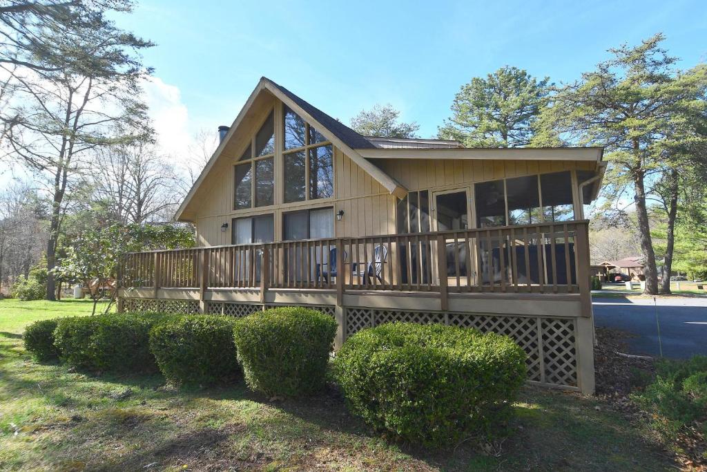 The Aerie in the Woods Resort, Hedgesville, WV