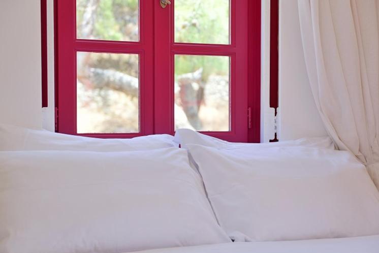 Gallery image of Douskos Porta Rossa in Hydra