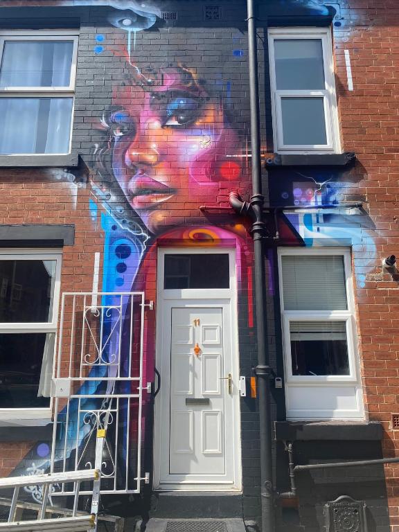 Beeston art house, Hunslet (updated prices 2024)