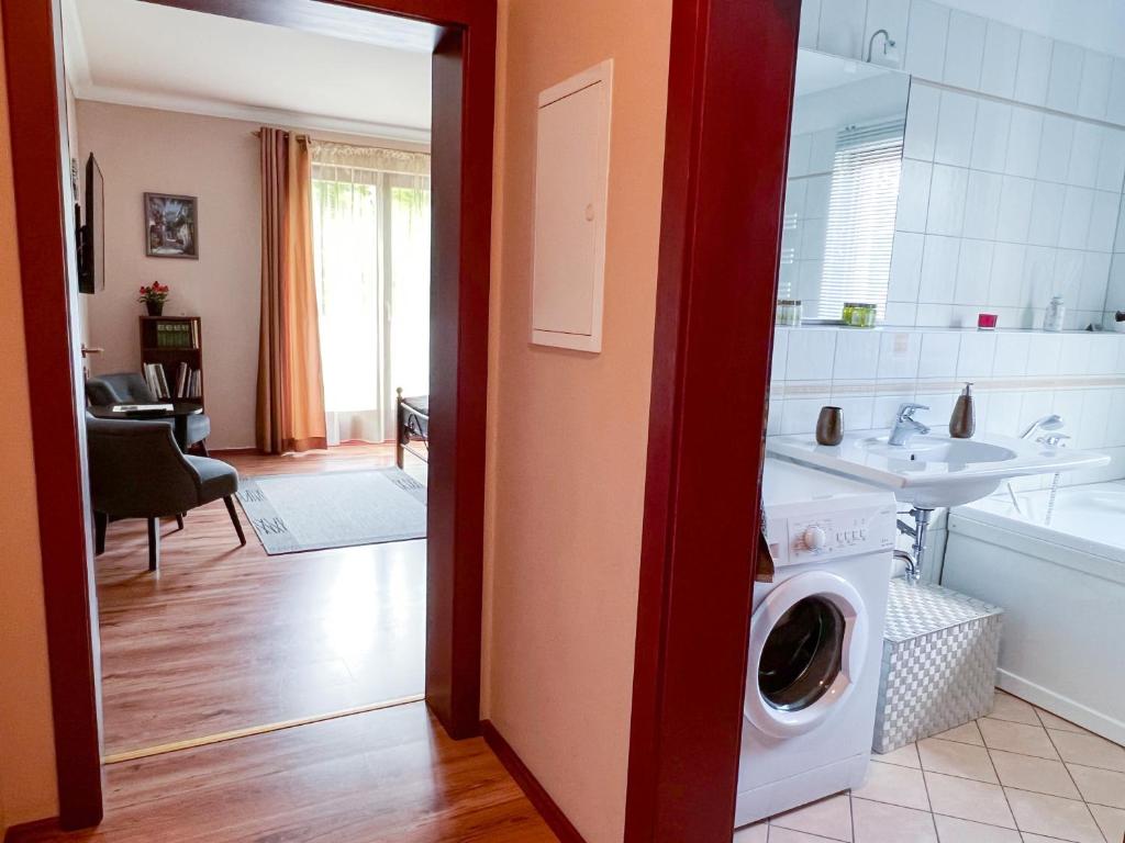 Penthouse Am Goethepark - Apartments & Suites Weimar - 15